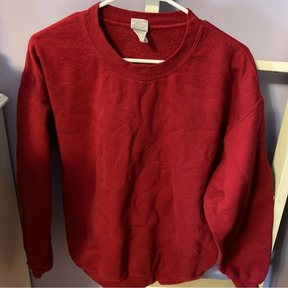 Gildan crew neck
